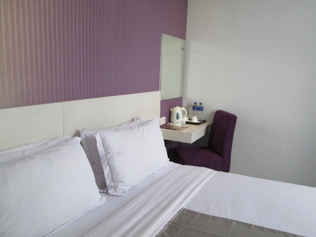 Vio Surapati Bandung Hotel Buitenkant foto